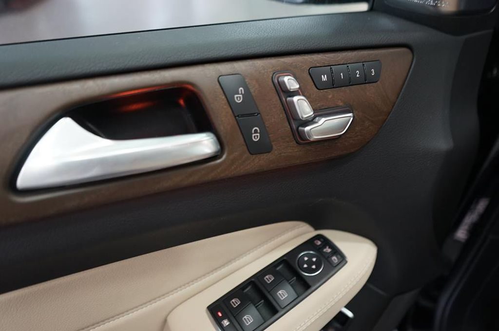 MERCEDES-BENZ GLS 400 4MATIC 2017 (7)