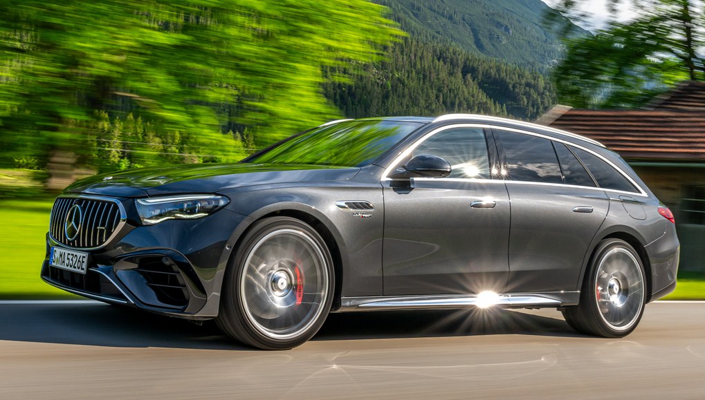 Mercedes-AMG E 53 Hybrid Wagon 2026: Sức Mạnh Quái Kiệt Trong Thân Xác Gia Đình