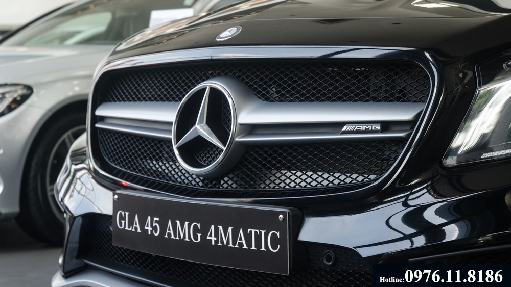 Mercedes-AMG GLA 45 4Matic 2017 (1)