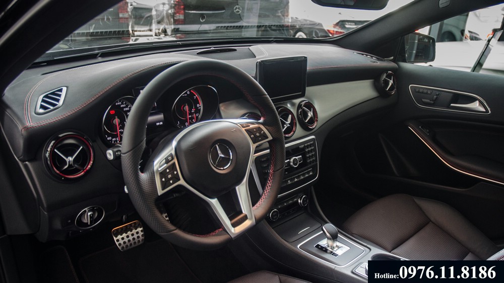 Mercedes-AMG GLA 45 4Matic 2017 (1)