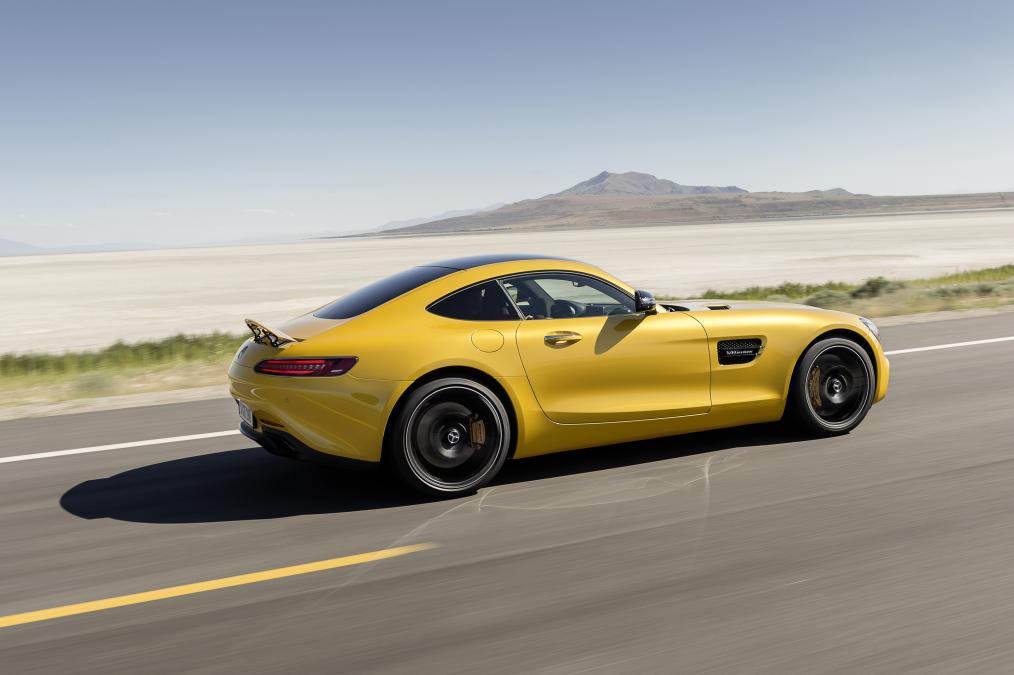 Mercedes AMG GT S 2017 (1)