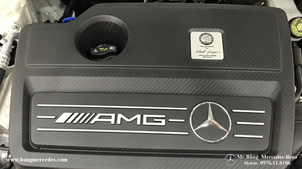MERCEDES-A-45-AMG-2016-5