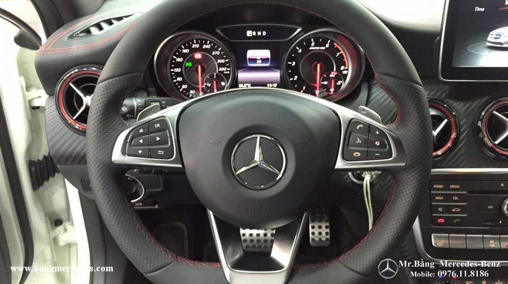 Mercedes-Benz_A45_2016 (6)